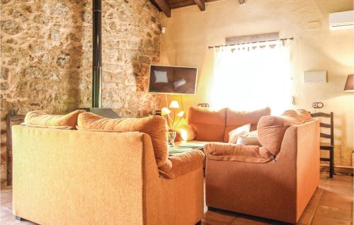 Villanueva del Duque House | Stunning Home In Villanueva Del Duque