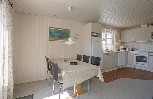 Sømarken House | Stunning home in Aakirkeby with WiFi