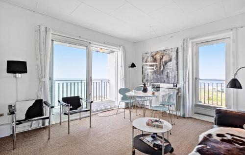 Sandvig House | Stunning Home In Allinge With Wifi
