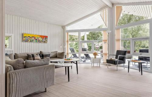 Bogense House | Stunning Home In Bogense With Sauna