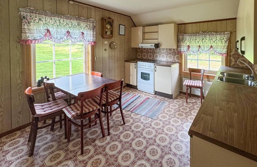 Engerdal House | Stunning home in Engerdal with WiFi