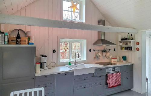 Farjestaden House | Stunning Home In Färjestaden With Wifi