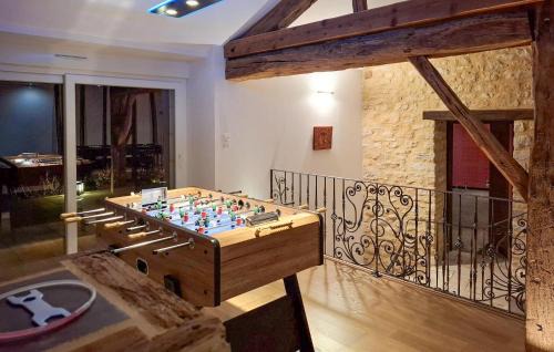 Flaignes-Havys House | Stunning Home In Flaignes-Havys