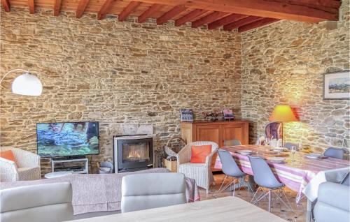 Gonneville-le-Theil House | Stunning Home In Gonneville-Le-Theil