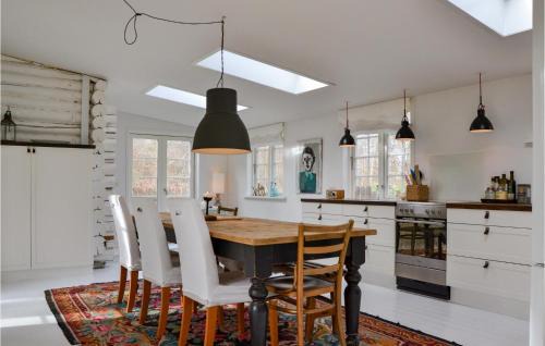 Udsholt Sand House | Stunning Home In Græsted With Wifi