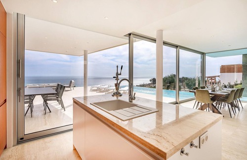 Almunecar House | Stunning home in Granada