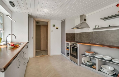 Grenaa House | Stunning home in Grenaa with WiFi