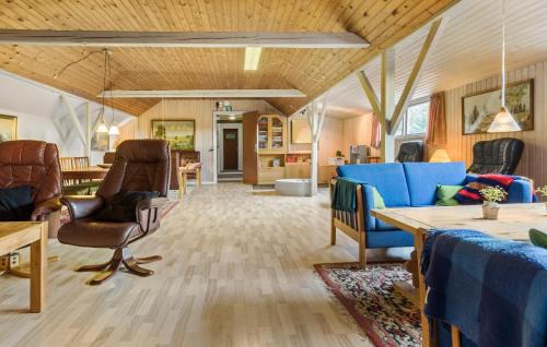 Grenaa House | Stunning Home In Grenaa With Wifi