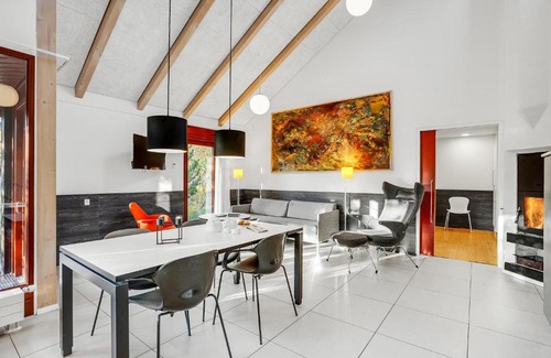 Grena Strand House | Stunning Home In Grenaa With Kitchen