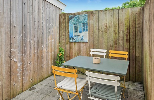 Lexmond House | Stunning home in Lexmond with WiFi