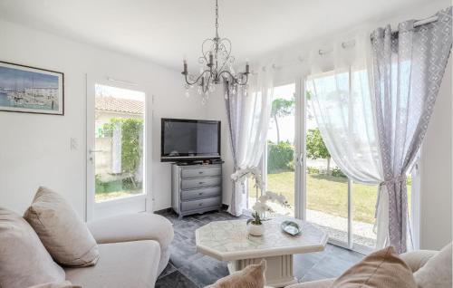 Marennes House | Stunning Home In Marennes-Hiers-Brouage