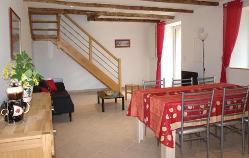 Tregastel House | Stunning Home In Pleumeur Bodou