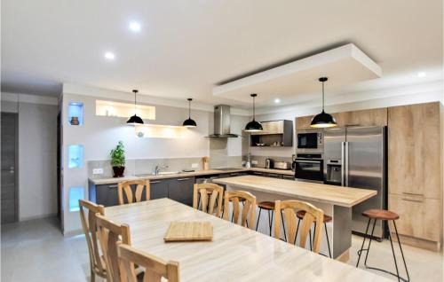 Saint-Thome House | Stunning Home In Saint-Thomé With Wifi