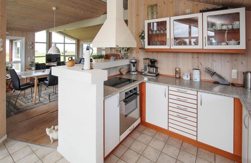 Samsø House | Stunning home in Samsø with WiFi