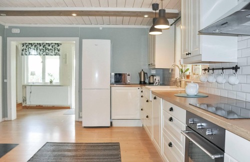 Skillingsfors House | Stunning home in Skillingsfors
