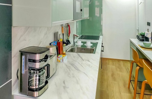 Taverny House | Stunning home in Taverny with WiFi
