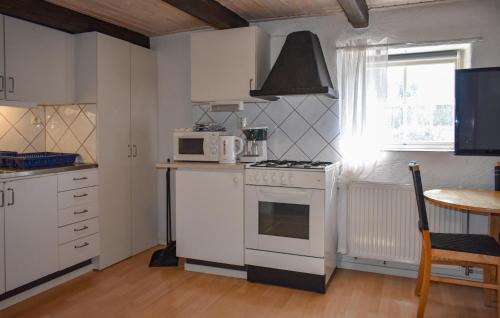 Bollerup House | Stunning Home In Tomelilla With Wifi