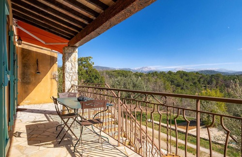 Tourrettes House | Stunning home in Tourrettes with WiFi