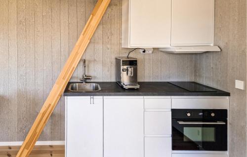 Tranas House | Stunning Home In Tranås With Sauna