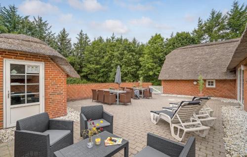 Husby House | Stunning Home In Ulfborg With Sauna