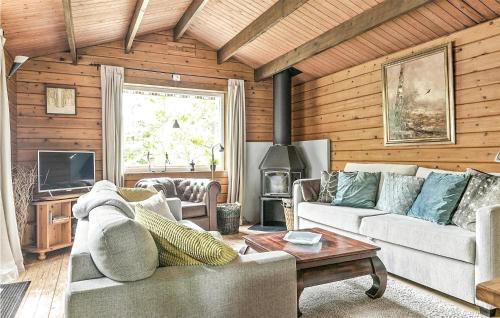 Vastra Torup House | Stunning Home In Västra Torup With Wifi