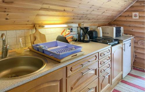 Vastervik House | Stunning Home In Västervik With Sauna