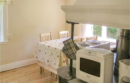 Vimmerby Municipality House | Stunning Home In Vimmerby With Wifi