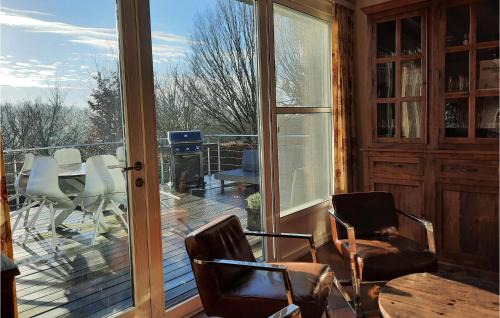 Westouter House | Stunning Home In Westouter With Sauna