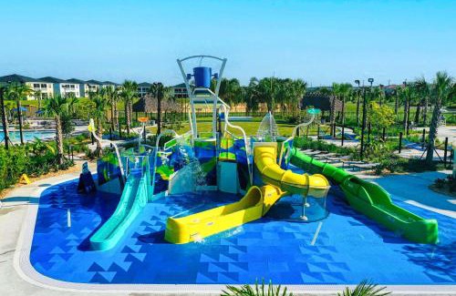Davenport House | Stunning Home wPrivate Pool, minutes from Disney