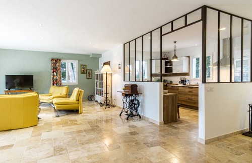 Cheval-Blanc House | Stunning house on the edge of the Luberon
