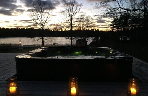 Ingaro House | Stunning house overlooking own lake just 25 min outside of Stockholm