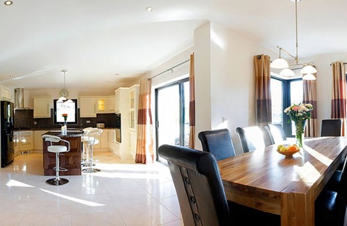 Waterville House | Stunning house overlooking Hogs Head Golf Course