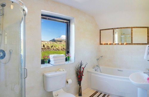 Waterville House | Stunning house overlooking Hogs Head Golf Course