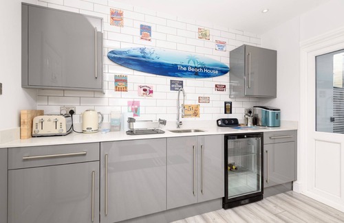West Looe House | Stunning house sleeping 14 overlooking Looe Bay
