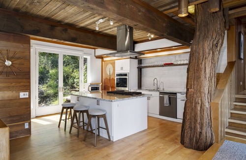Tahoe City House | Stunning Iconic Retreat Perched over Lake Tahoe w/Roofdeck!