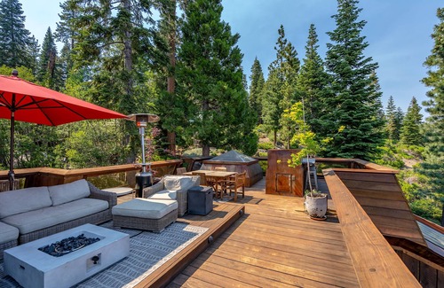 Tahoe City House | Stunning Iconic Retreat Perched over Lake Tahoe w/Roofdeck!
