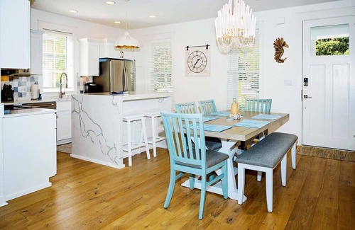 Laurel Grove House | STUNNING LAKE&GOLF COURSE VIEW-6 seat golf cart~FREE ACTIVITIES, Pool&Hot tub