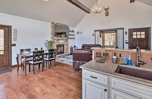 Albrightsville House | Stunning Lakefront House w/ Spacious Yard!