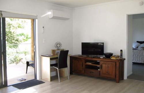 Whangarei Heads Apartment | Stunning location at Little Munro Bay Whangarei Heads