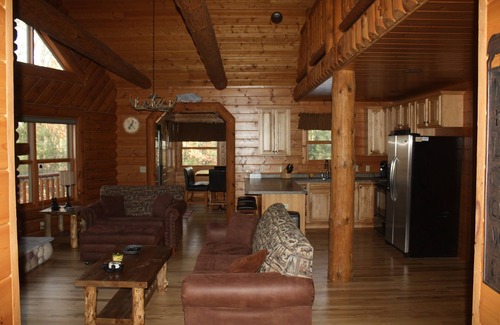 Nekoosa Cabin | Stunning Log Home - Lake, Full Recreational Wilderness Area, Sand Valley Golf
