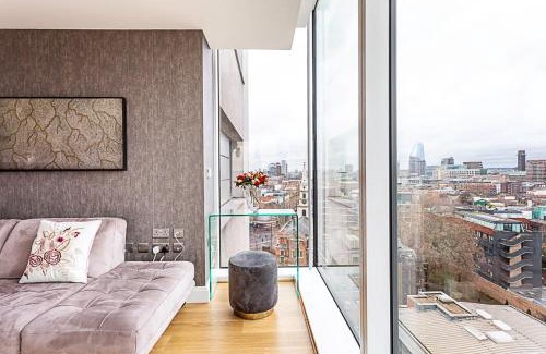 Chaucer Apartment | Stunning London View Flat