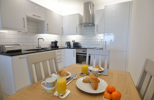 St Ives Apartment | Stunning Lower Deck apartment sleeping 6 on Porthmeor Beach, St Ives, Cornwall