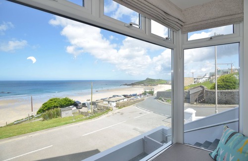 St Ives Apartment | Stunning Lower Deck apartment sleeping 6 on Porthmeor Beach, St Ives, Cornwall