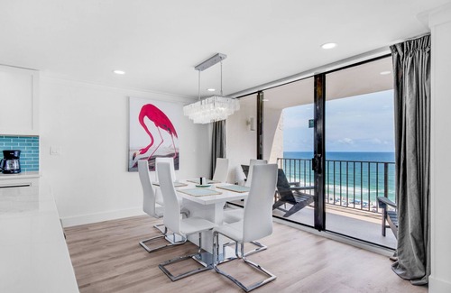 Panama City Beach Condo | ⛵Stunning-Luxury Beachfront-Edgewater 1-1106⛵