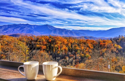 Chalet Village North Cabin | STUNNING Luxury Cabin! Game Room! 4 Fireplaces! Huge Decks Hot Tub! AMAZING View