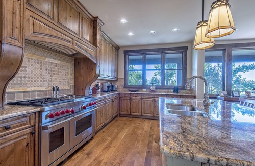 Driggs House | Stunning Luxury Home With Incredible Views