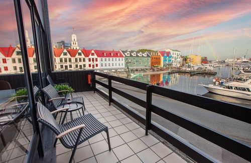 Torshavn Apartment | Stunning Marina View - Brand New - City Center