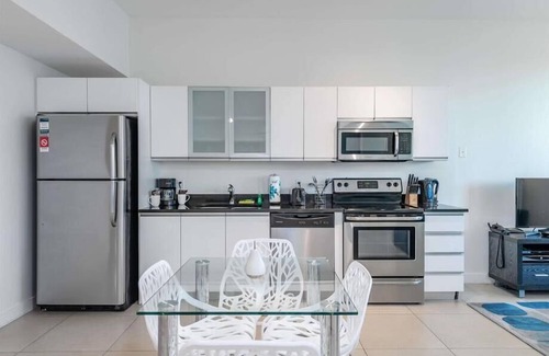 North Beach Apartment | Stunning Miami Beach | Waterfront Parks| North Shore