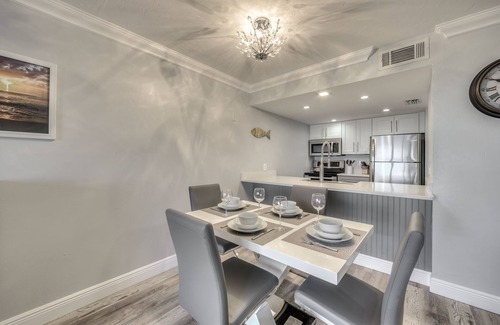 Captiva Condo | Stunning Modern beach front unit - completely renovated! Includes golf cart!