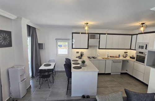 Dalyan Villa | Stunning modern private Villa with Huge pool, Jacuzzi & kids pool